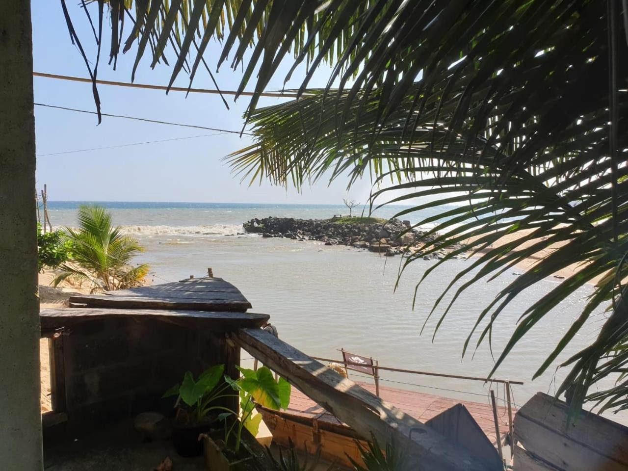 Gems Garden Guest House Tangalle Exteriör bild